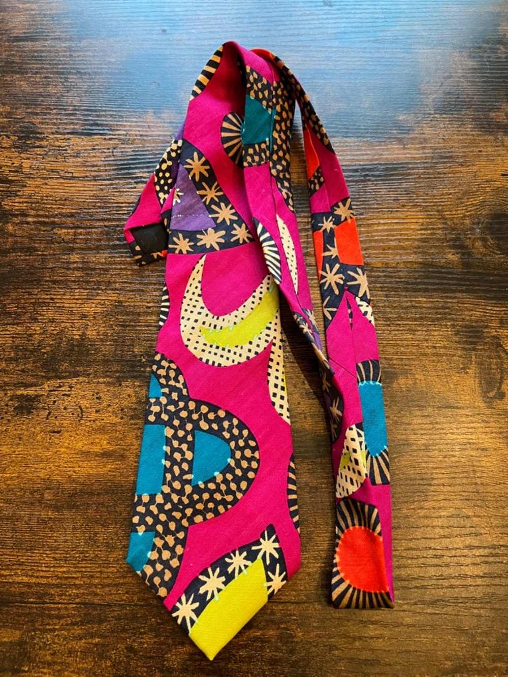 Men's Pink Abstract Pattern Necktie